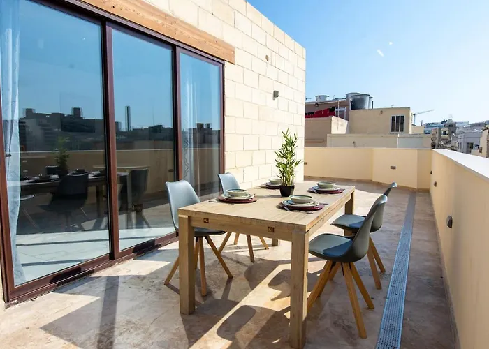 Seaside Apartment Ta Xbiex